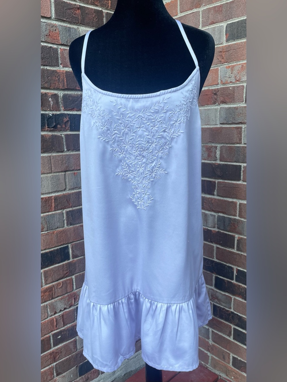 Urban Outfitters Women’s Soft Lilac Embroidered Slip Dress with Ruffle Hem Sz M
